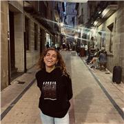 Profesora de apoyo escolar para niños de la ESO